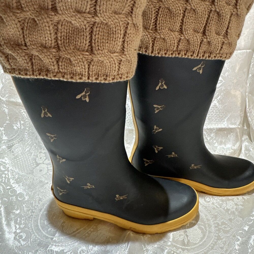 SERRA 14 ‘Tall Waterproof Boots Graphite & Yellow Size 7B BEE PATTERN